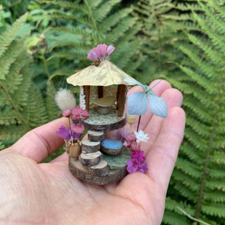 Naturemake model of Little garden Hut