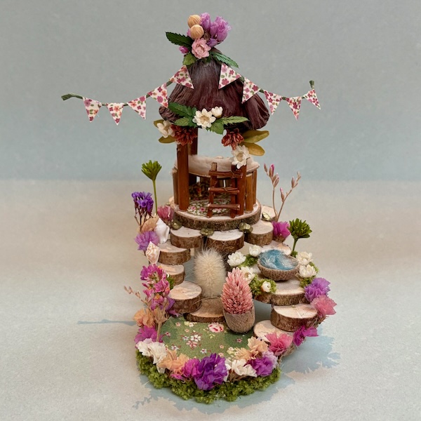 Naturemake model of Little lotus hut